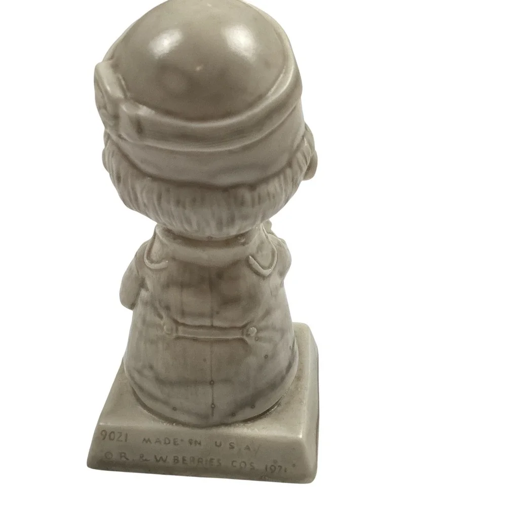 Vintage Doctor Figurine Take Two‎ Aspirin Go to Bed R&W Berries Co 1971 USA